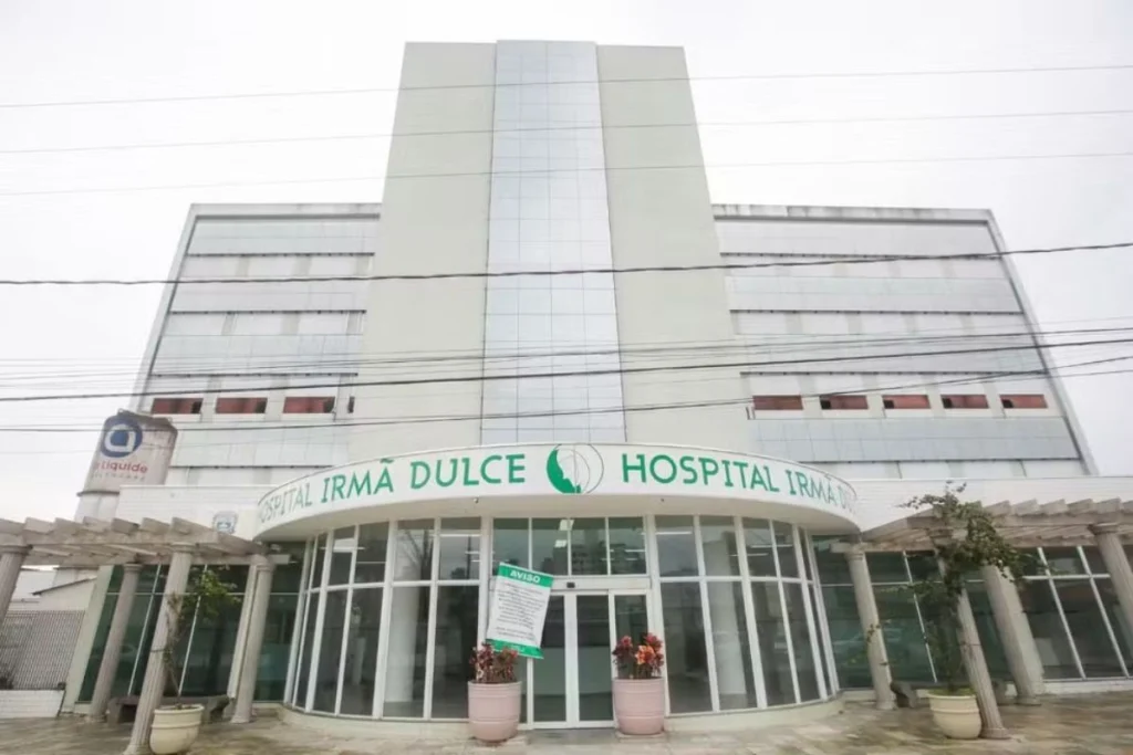 Hospital Irmã Dulce abre processo seletivo com salários de até R$ 6 mil: saiba como se inscrever