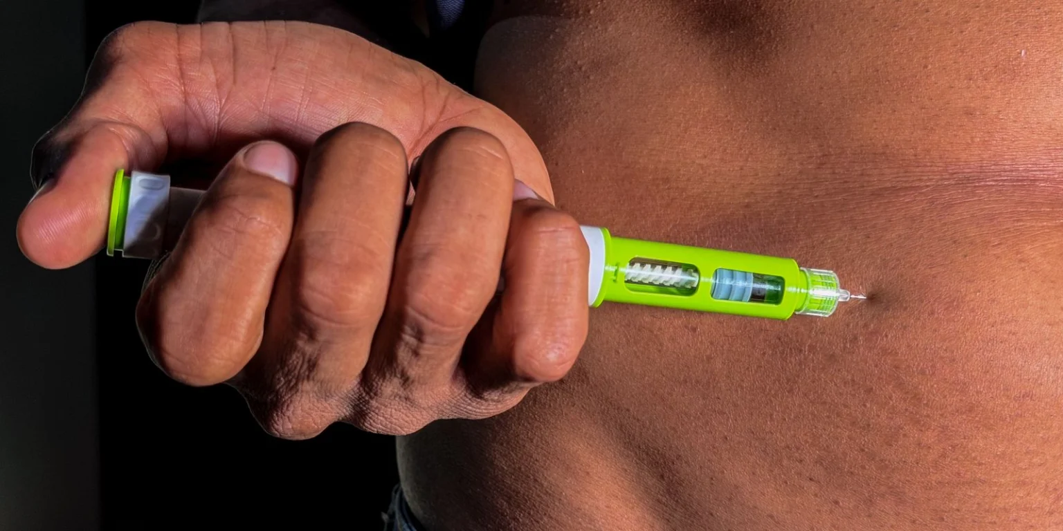 Governo solicita inclusão de canetas emagrecedoras no SUS para tratamento da obesidade