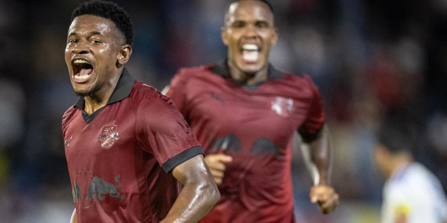 Bragantino domina Cruzeiro e encerra jejum no Brasileirão em jogo emocionante