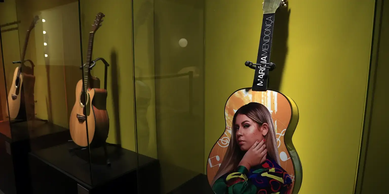 Marília Mendonça: A Rainha da Sofrência ganha homenagem única em exposição no MIS