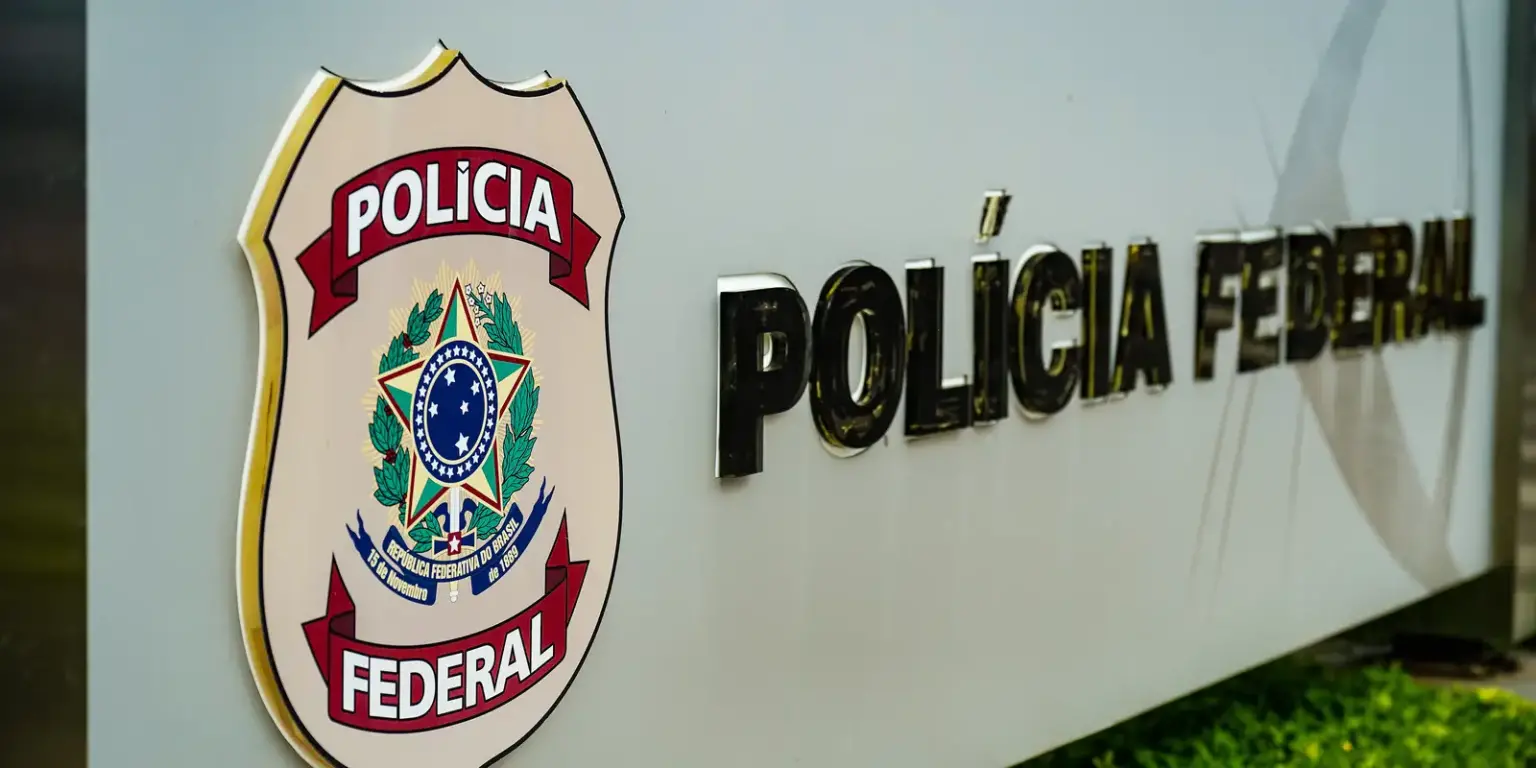 Polícia Federal apreende mais de R$ 2 milhões durante o primeiro turno das eleições de 2026