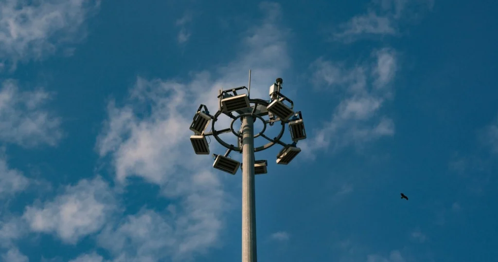 como funciona o sistema de iluminação pública em Itapevi